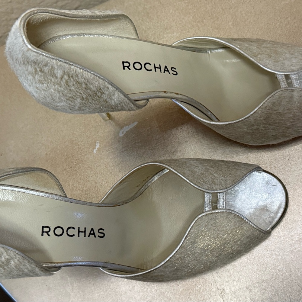 Rochas Women's Cream Peep-Toe Heels